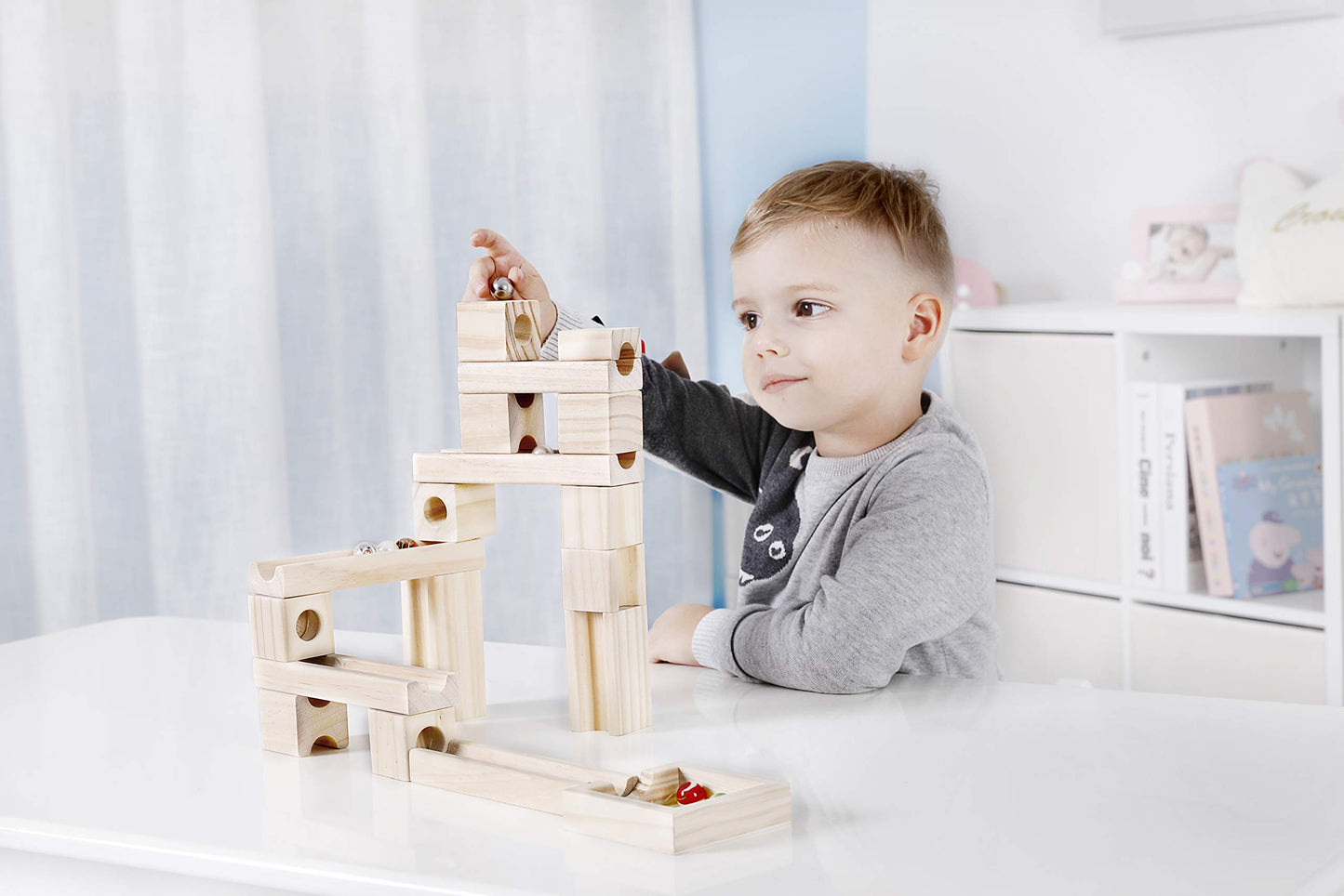 Golden Age Marble Run Toys, 60 Pieces Wooden Classic Ramps Track Building Construction Set for Children Toddler