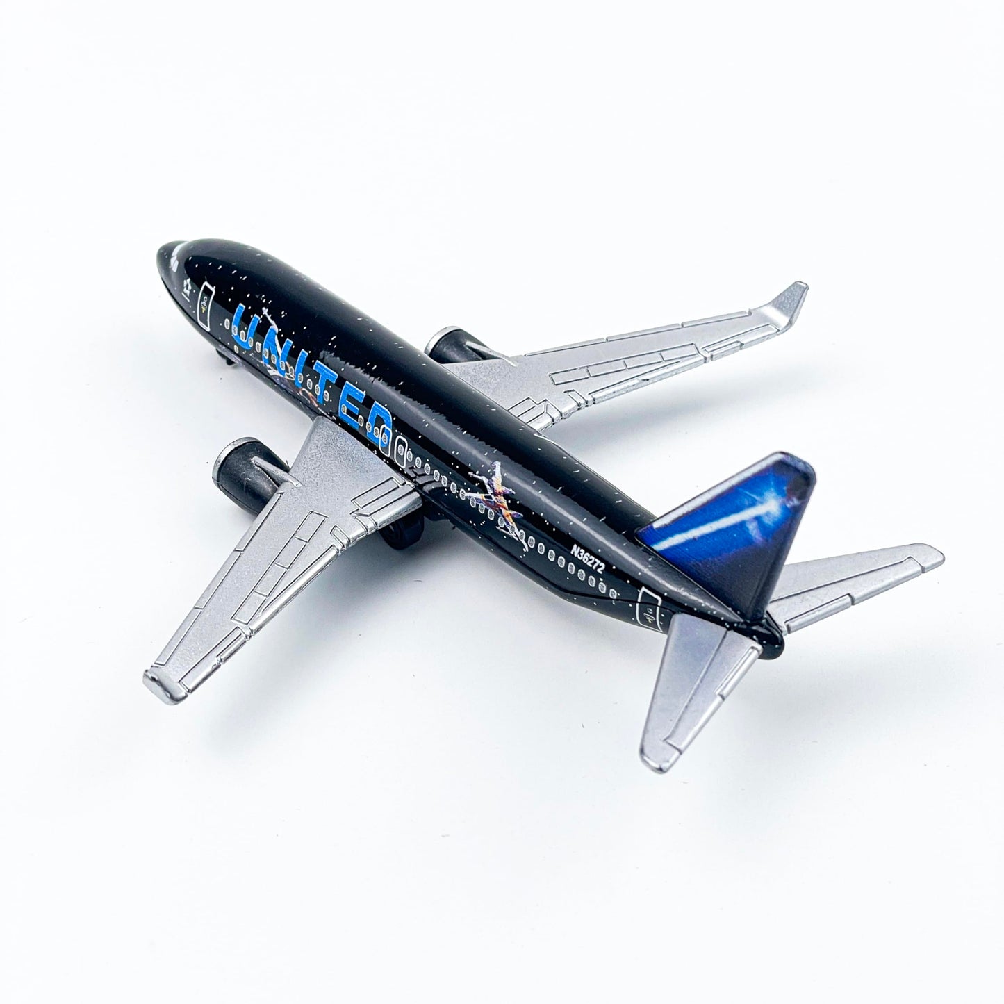 AVIAMUSE Model Airplane, United Black Livery Aircraft Planes Model Suitable for Collection and Christmas Birthday, Desktop Decor