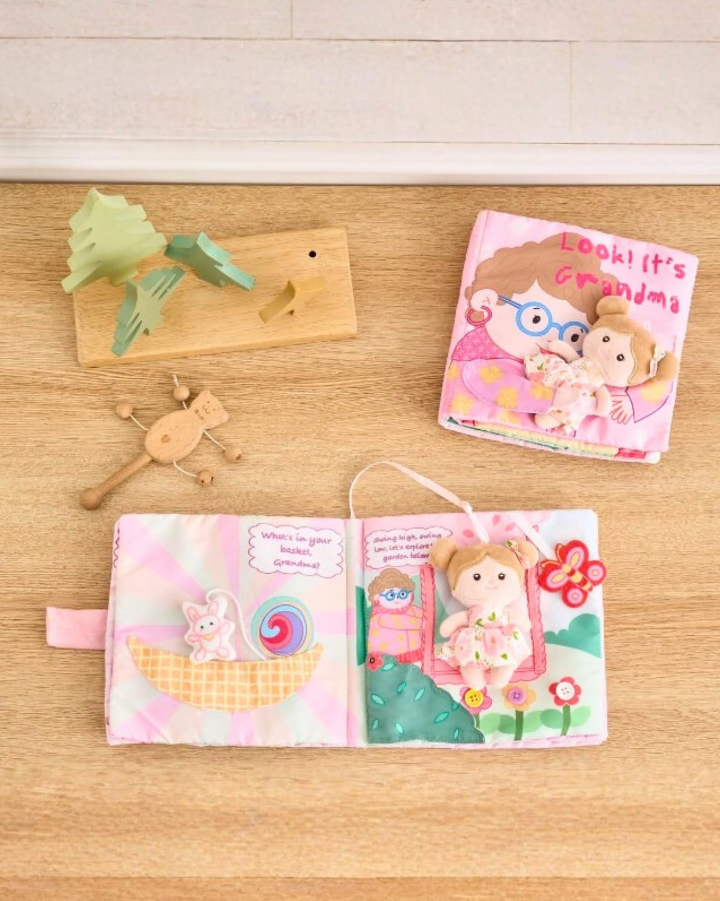 LeyaDoll Interactive Sensory Soft Cloth Book, Educational Crinkle Quiet Activity Busy Book for Babies,Toddler Travel Toy Gift for 1-3 Year Old Boys and Girls-(Look Its Grandma)-Light