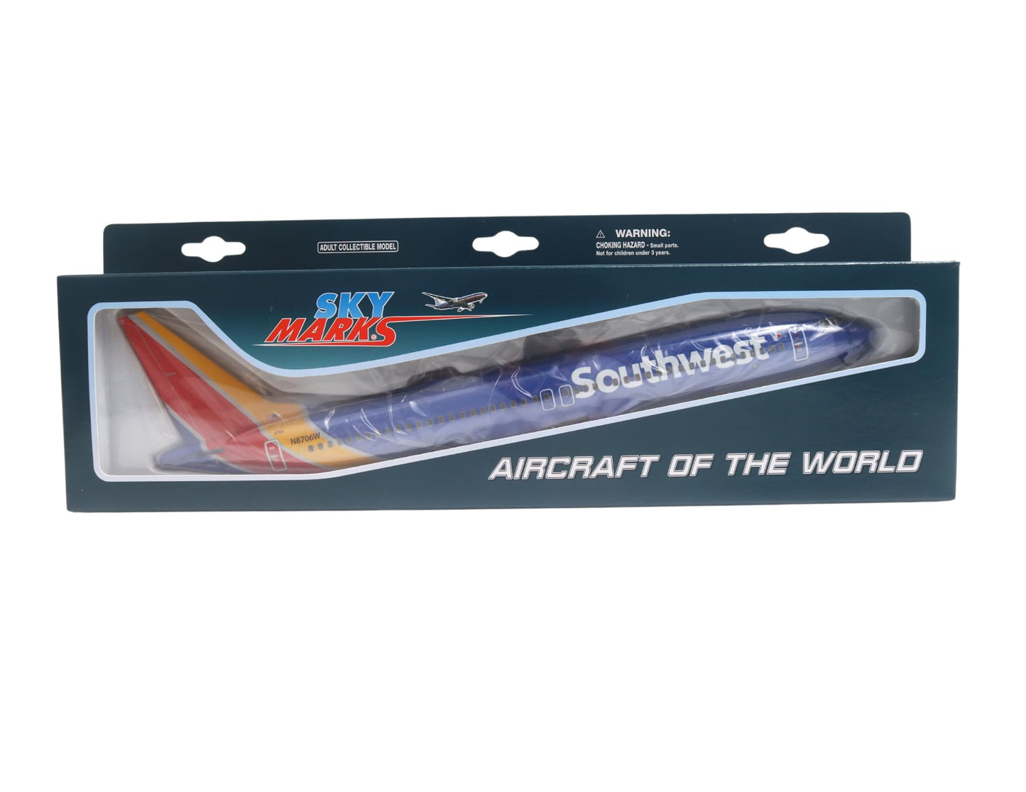 Daron Skymarks Southwest Airlines Boeing 737 MAX 8 1:130 Scale Model with Wi-Fi Dome and Stand