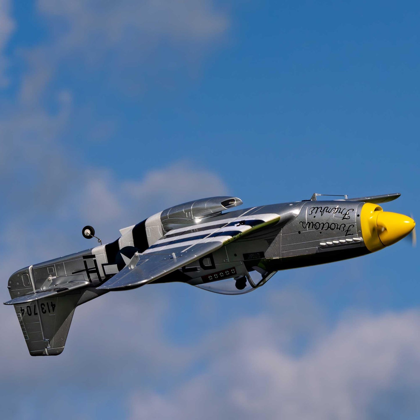 E-flite P-51D Mustang 1.0M BNF Basic with AS3X and Safe Select EFL02650