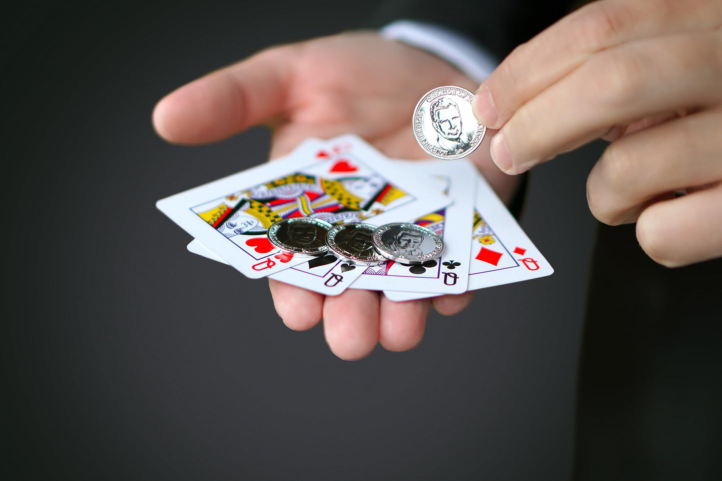 Marvin's Magic - Signature Deluxe Box of Tricks | Executive Set of Magic Tricks | Magic Set for Beginner and Experienced Magicians | Magician Supplies Include Mystical Magic Cards, Dynamic Coins