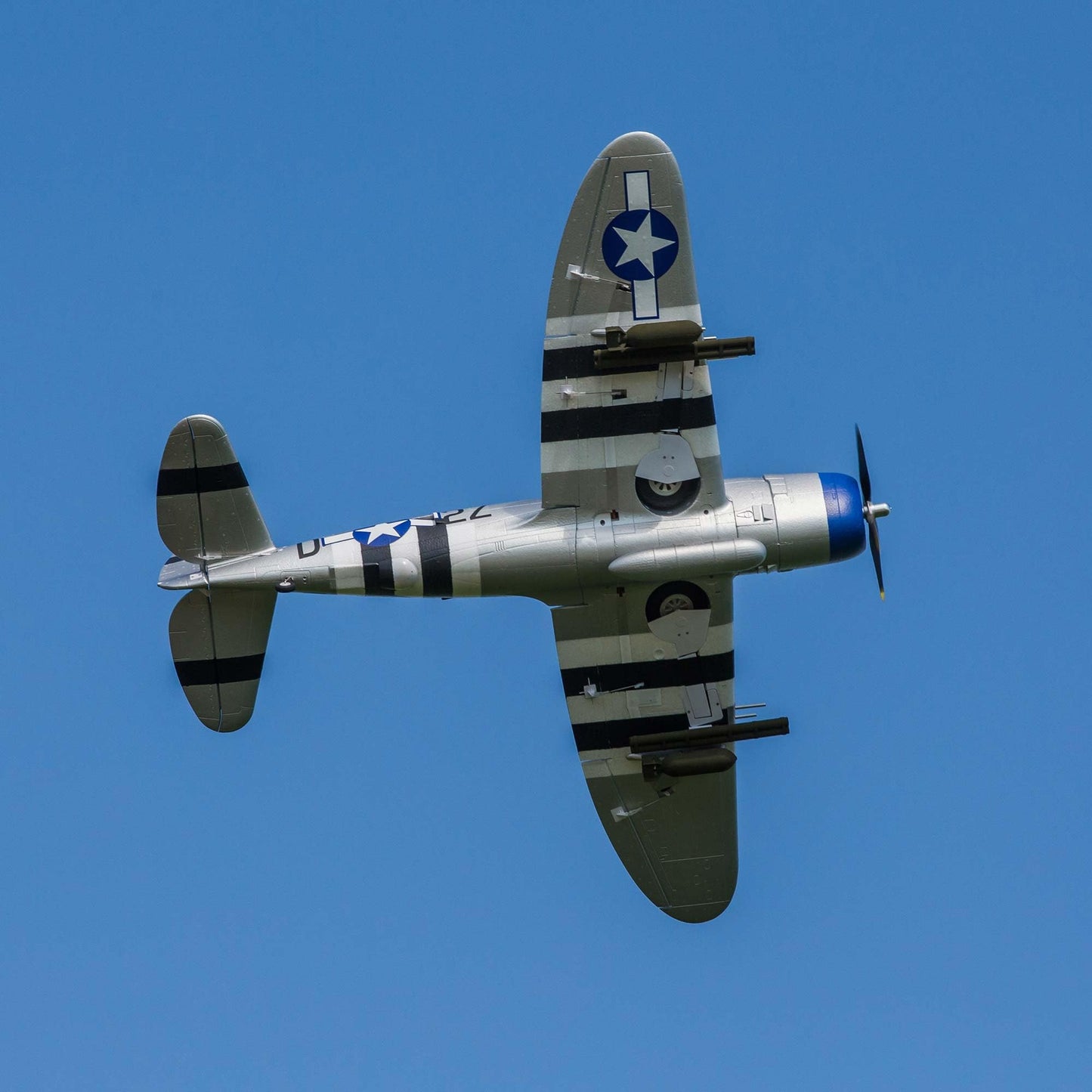E-flite RC Airplane P-47 Razorback 1.2m BNF Basic-Transmitter Battery and Charger Not Included EFL08450 Airplanes B&F Electric