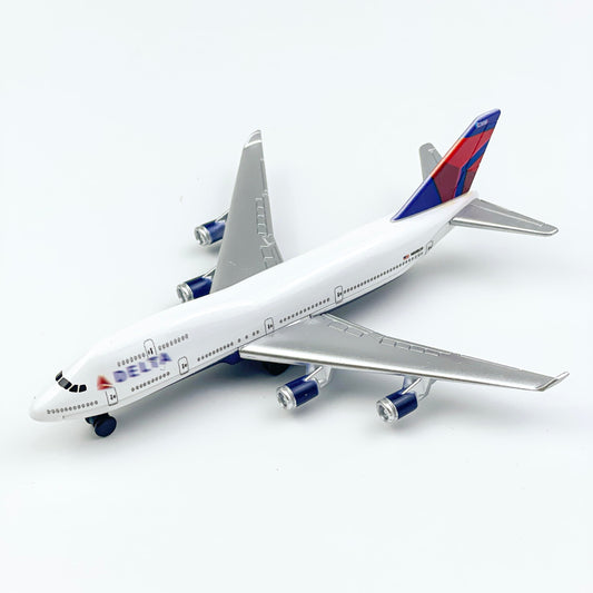 WngAur Airplane Model, Delta 747 Aircraft Die-cast Metal Planes Suitable for Collection and Desktop Decor