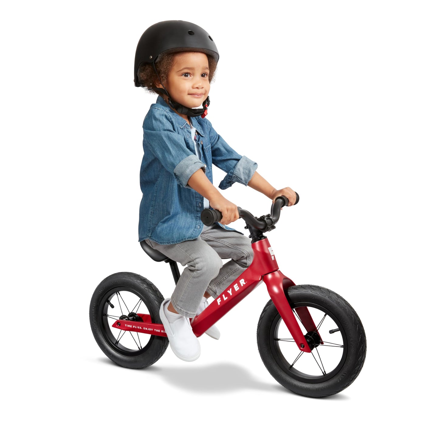 Radio Flyer Ultra Lite Balance Bike, Red, for Kids Ages 1.5-5, Pedal Free for Quick Learning, Lightweight Frame, Rubber Air Tires, Tool-Free Adjustable Seat, Footrest, Kid & Toddler Balance Bikes