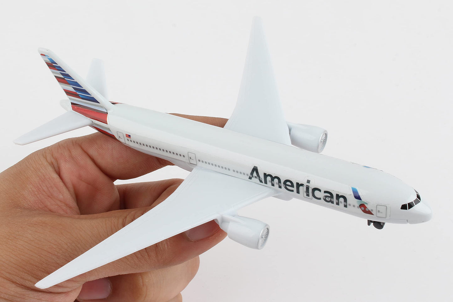 Daron Toy Airplane – American Airlines – Die-Cast Metal Model Airplane Toy with Plastic Parts for Kids Ages 3+