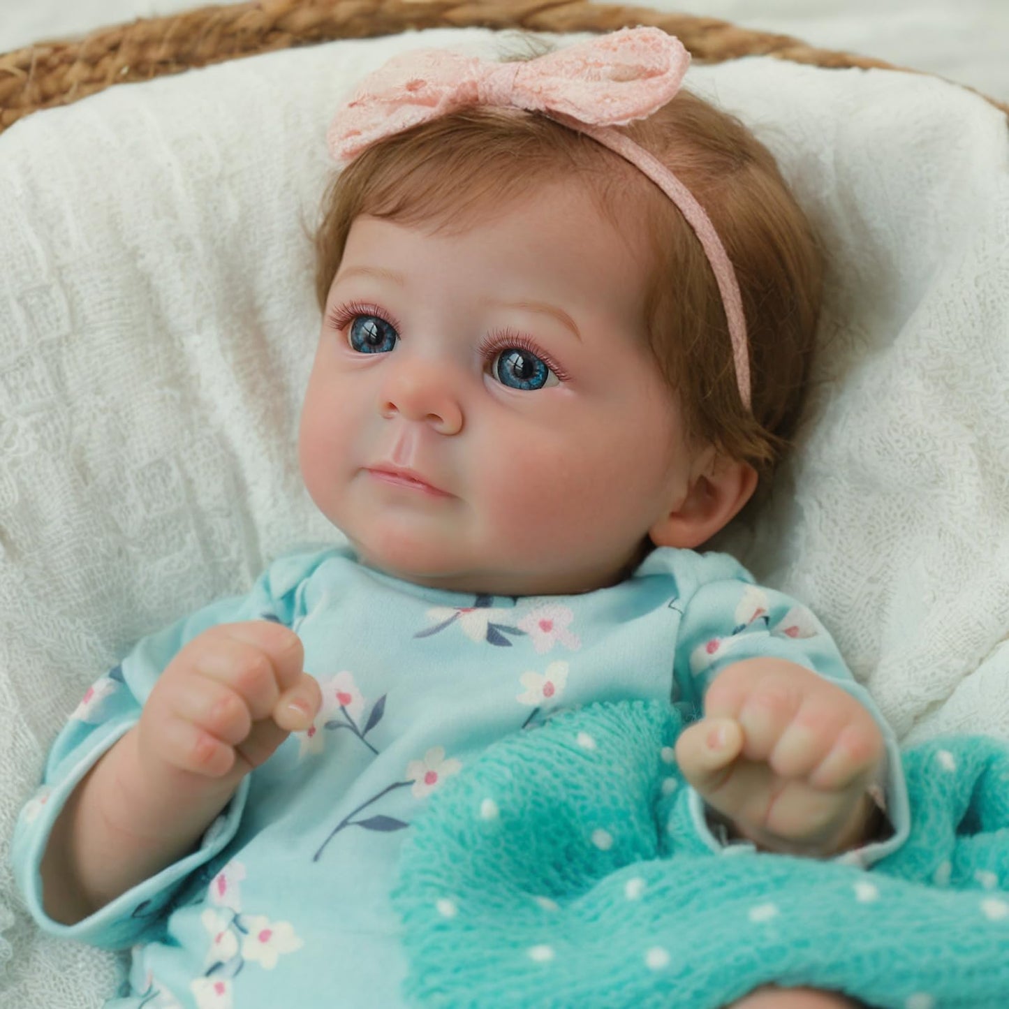 SCOM Lifelike Reborn Baby Dolls Girl - Felicia, 17-Inch Realistic-Newborn Baby Dolls with Weighted Soft Cloth Body, Real Life Cute Reborn Dolls with Gift Box for Kids Age 3+