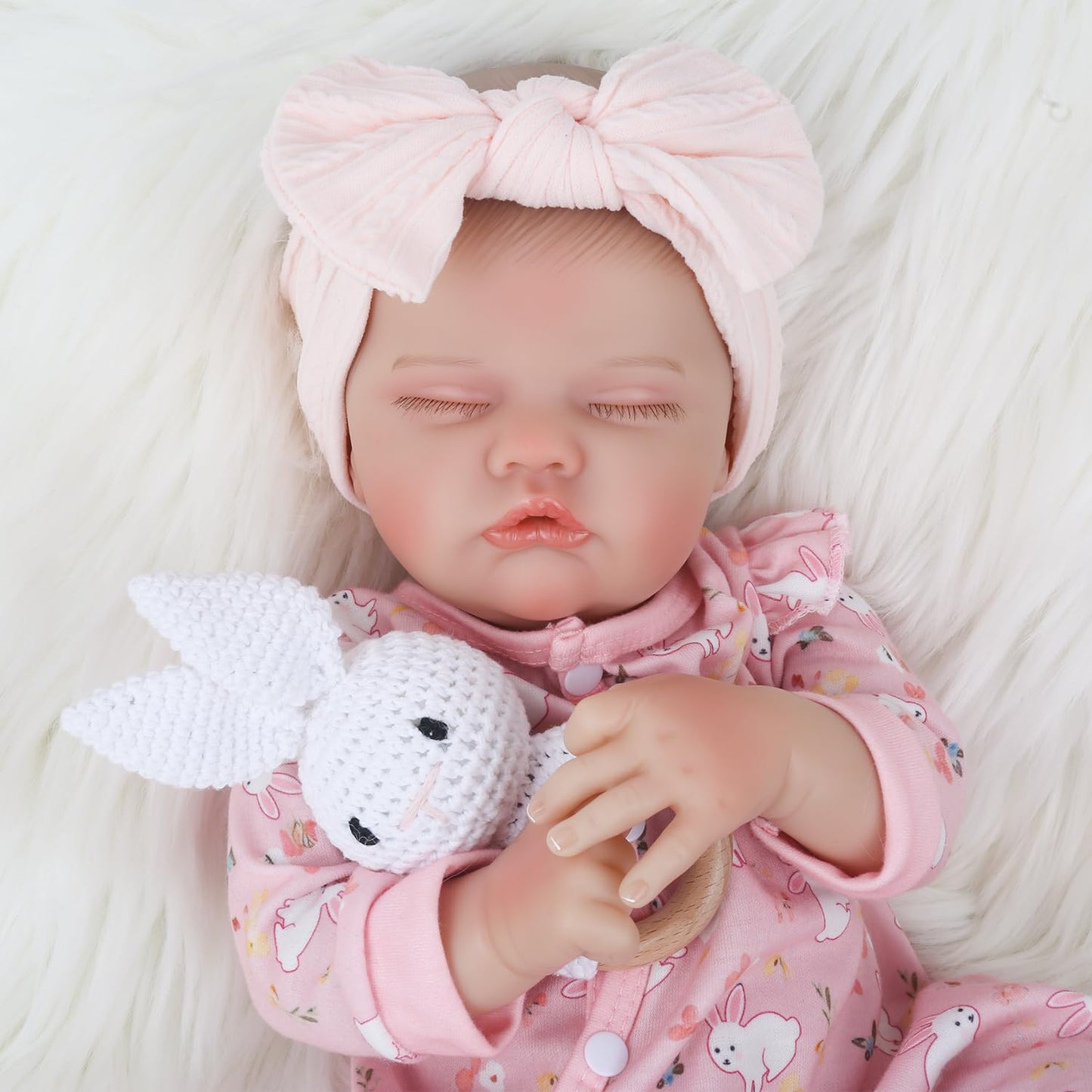 WOOROY Lifelike Reborn Baby Dolls Girl - 18 Inch Cute Realistic Newborn Baby Doll with Soft Weighted Body, Real Life Baby Dolls with Accessories Gifts Pretend Play for Kids Ages 3+