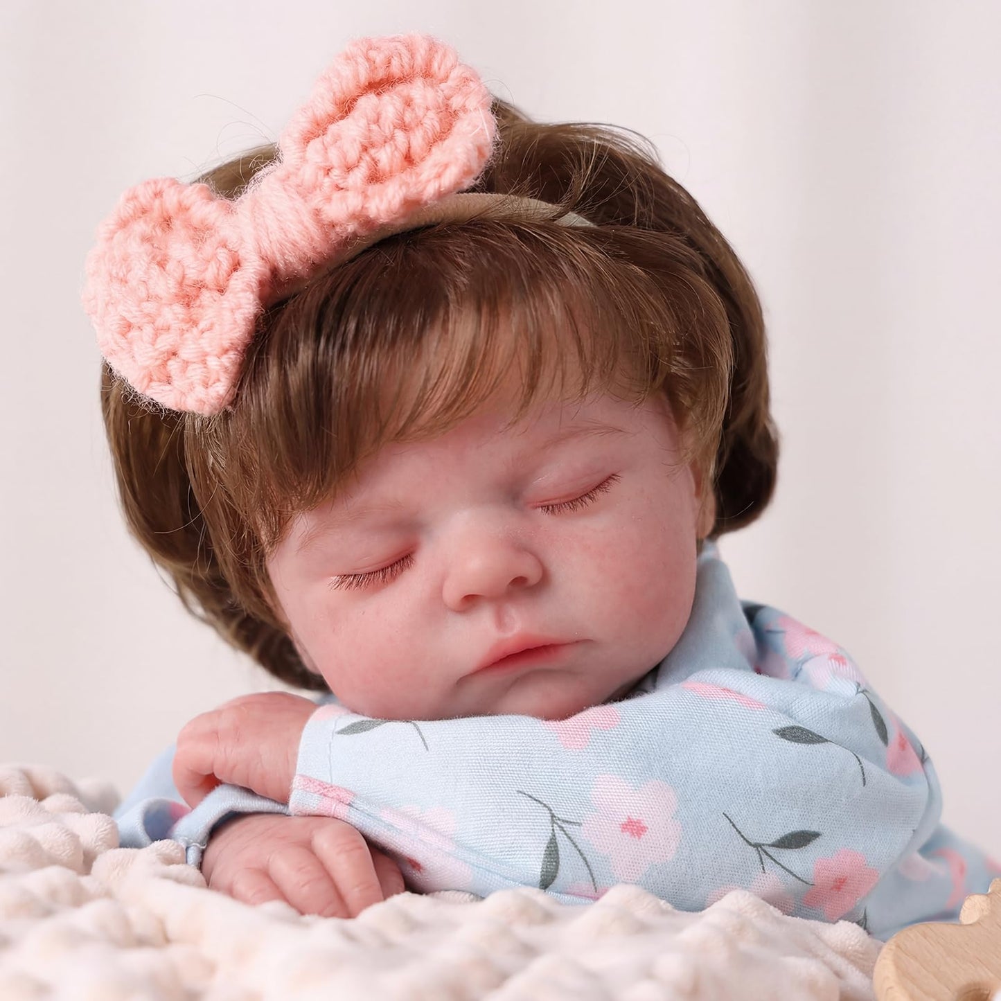 BABESIDE Reborn Baby Dolls - 17 Inch Realistic Baby Doll with Soft Cloth Body, Vinyl Head and Limbs, Lifelike Real Life Baby Dolls Girl with Accessories, Gift for Kids Ages 3+