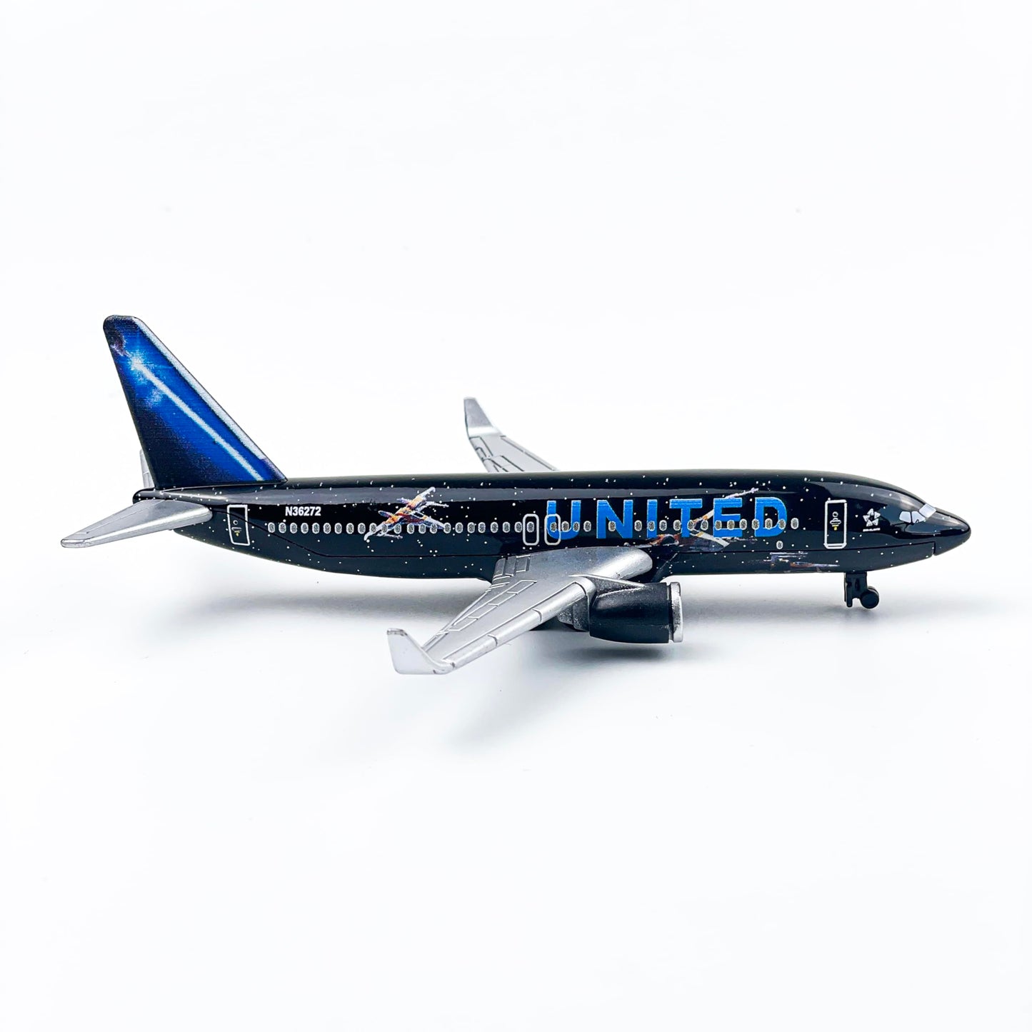 AVIAMUSE Model Airplane, United Black Livery Aircraft Planes Model Suitable for Collection and Christmas Birthday, Desktop Decor