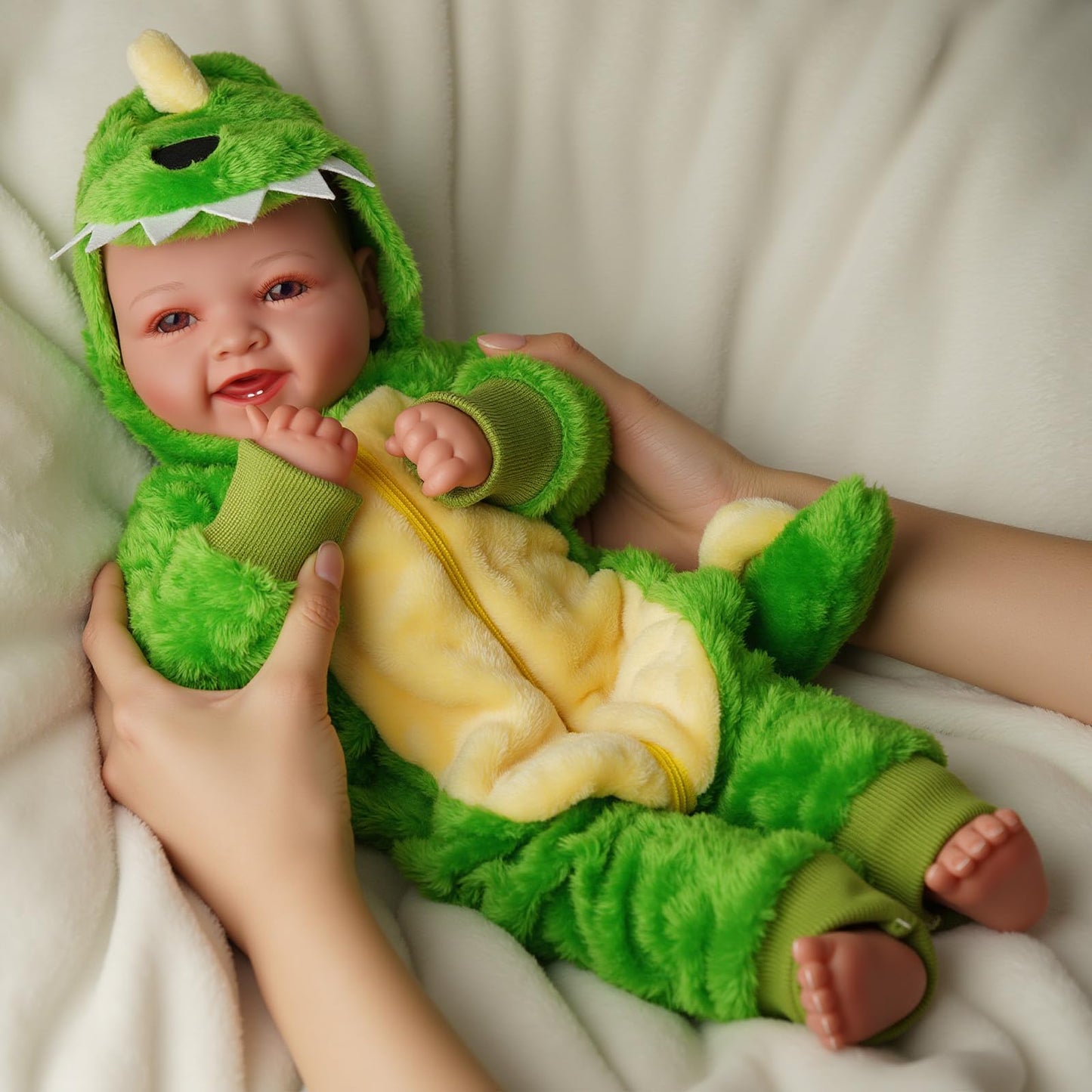 BABESIDE Lightweight Baby Doll Set – 15" Realistic Soft Doll for Girls, Easy to Carry & Hug – Pretend Play & Gift