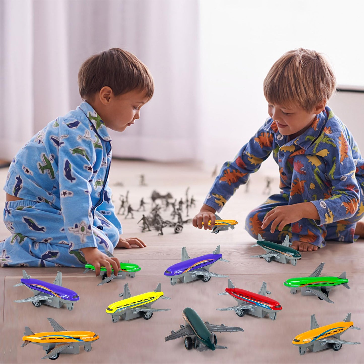 15 Pack Airplane Toys Goodie Bag Stuffers, Mini Diecast Toy Airplane for Boys 3 4-8 Years, Pull Back Alloy Model Planes Toys for Kids Birthday Party Favors, 6 Colors