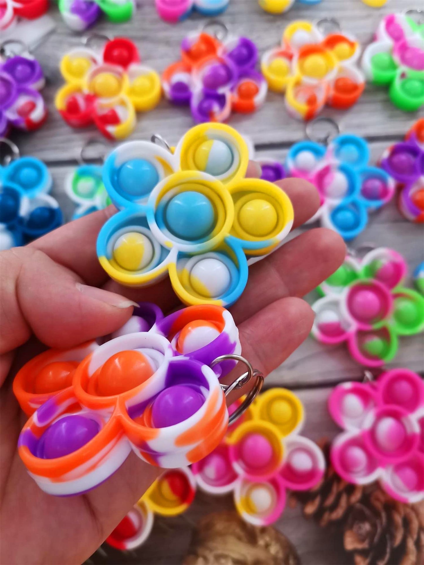 HOZKEAP 30 Packs Bulk Flowers Backpack Keychain Mini pop Fidget for boy and Little Girl,Kids，Students Birthday Party Favors,Students Bubble Prize