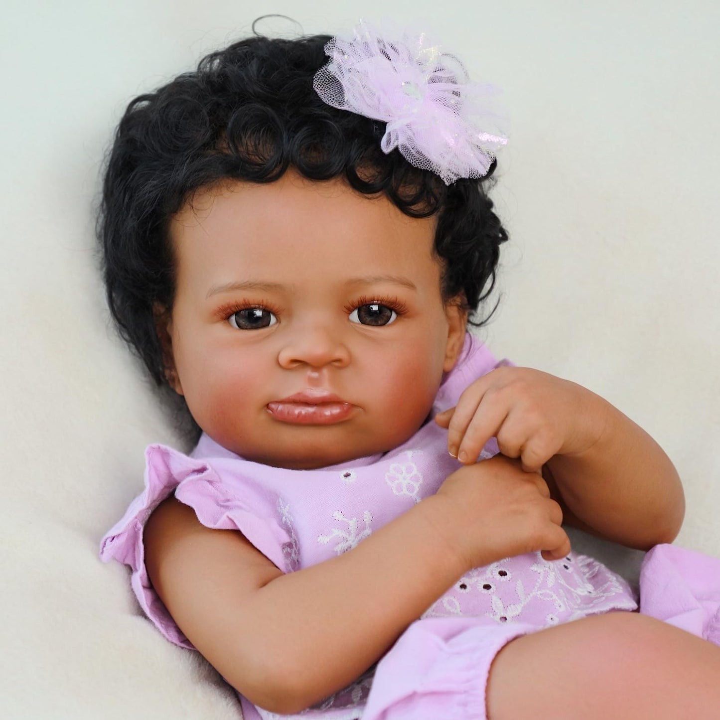 SCOM Lifelike Reborn Baby Dolls-20 Inch Realistic Newborn Baby Girl with Full Soft Vinyl Body, African American Doll Silicone Girl with Complete Accessories, Best Gift for Kids Age 3+ Pretend Play