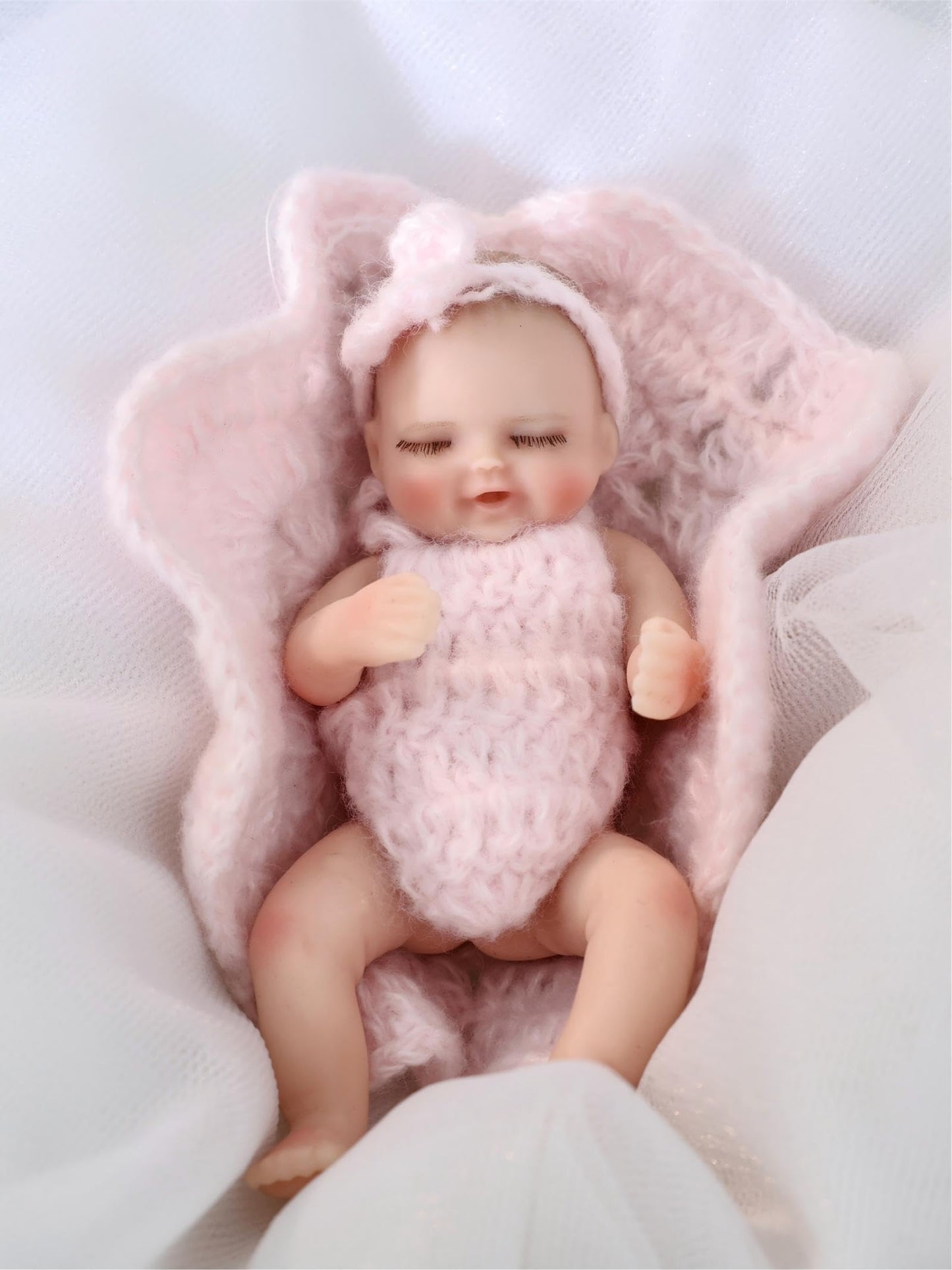 Cloveray 5 inch Mini Platinum Silicone Reborn Baby Doll, Tiny Silicone Baby Dolls，Realistic Newborn Baby Dolls Full Body Stress Relief, Decoration, Gifts, Collectible
