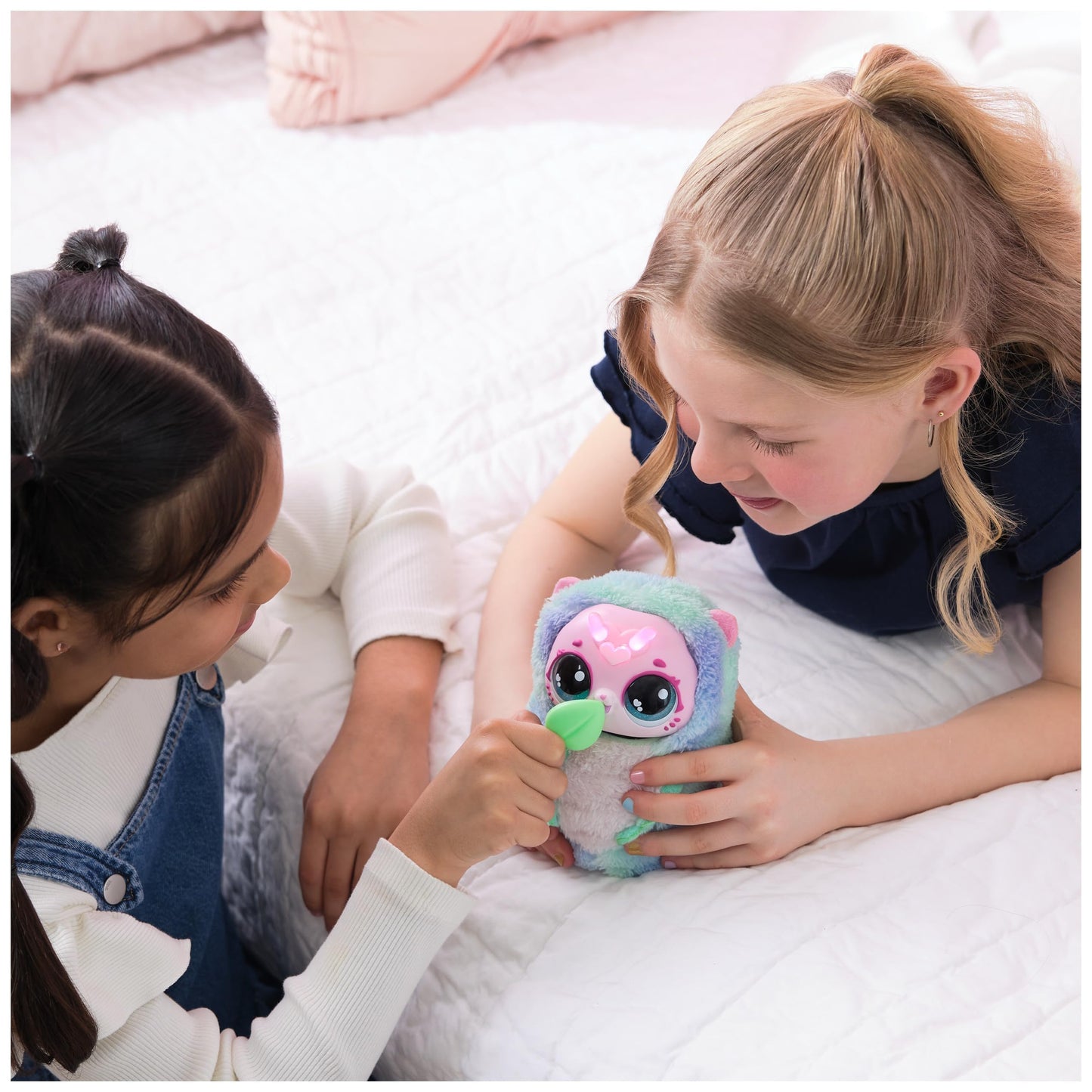 Hatchimals Bloomables Kittyfly Interactive Toy with Surprise, Double Transformation and Over 100 Sounds and Reactions, for Ages 4+