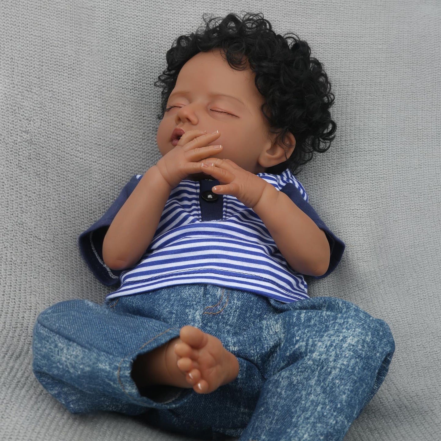WOOROY Realistic Reborn Baby Dolls Black - 18 Inch Real Life Baby Dolls African American Baby Boy Poseable, Lifelike Sleeping Newborn Soft Cloth Body, Complete Gift Set for Kids Age 3+