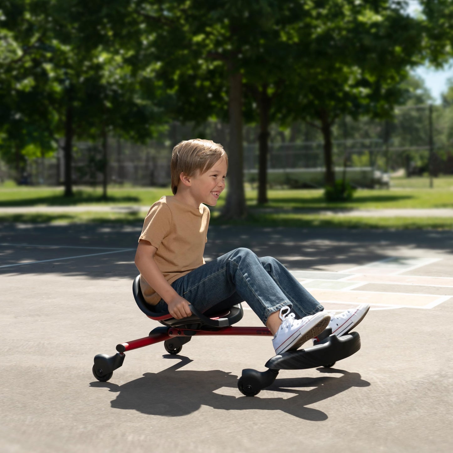 Radio Flyer Stingray Pro, for Ages 3-8, Hands Free, Foot Powered Ride On with 360-degree Caster Wheels, Adjustable Seat with Integrated Handles, Solid Steel Frame, Padded Seat, Kids Ride On Toys