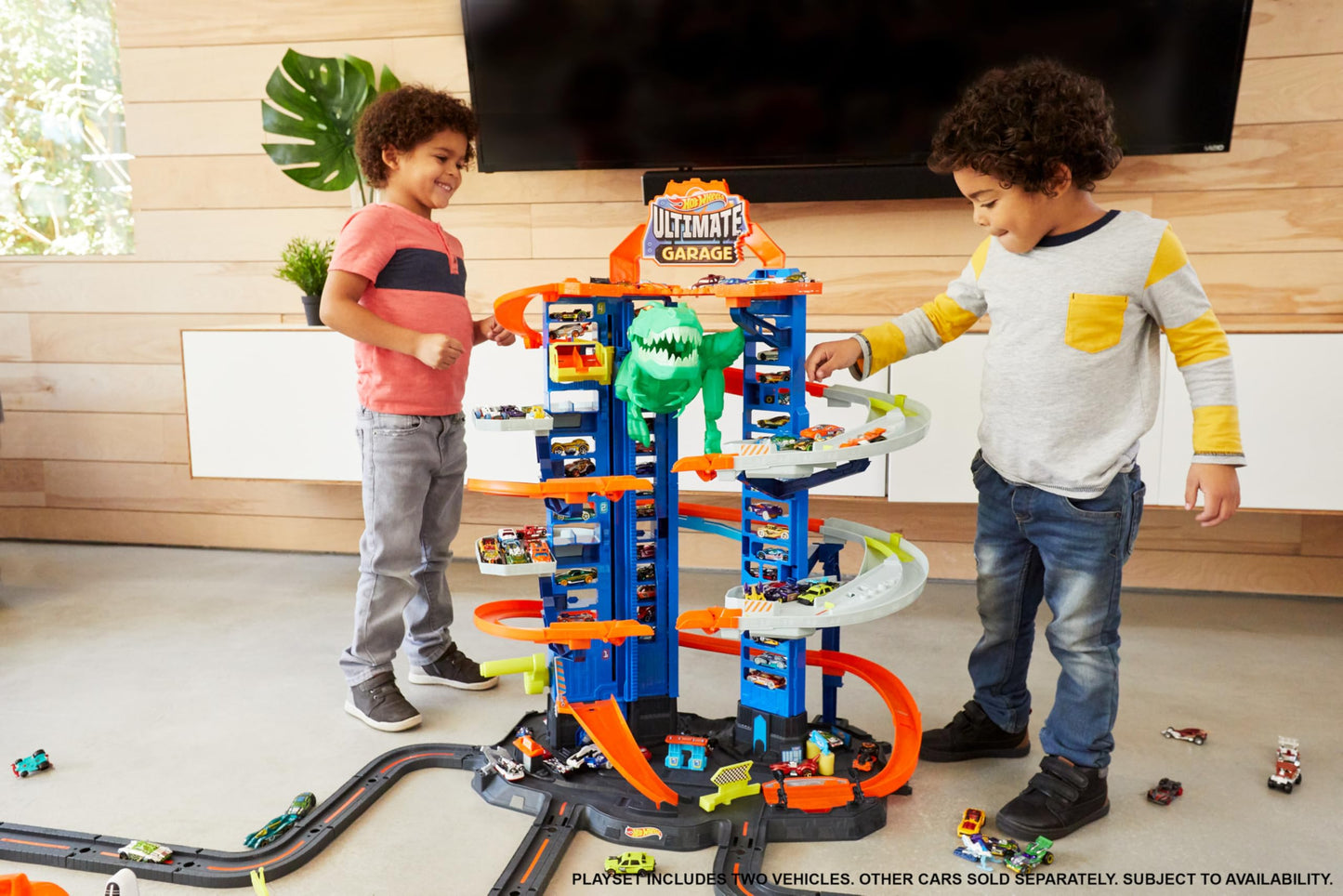 Hot Wheels City Robo T-Rex Ultimate Garage Multi-Level Multi-Play Mode Stores 100 Plus 1:64 Scale Cars Gift idea for Kids 3 and Older (Amazon Exclusive)