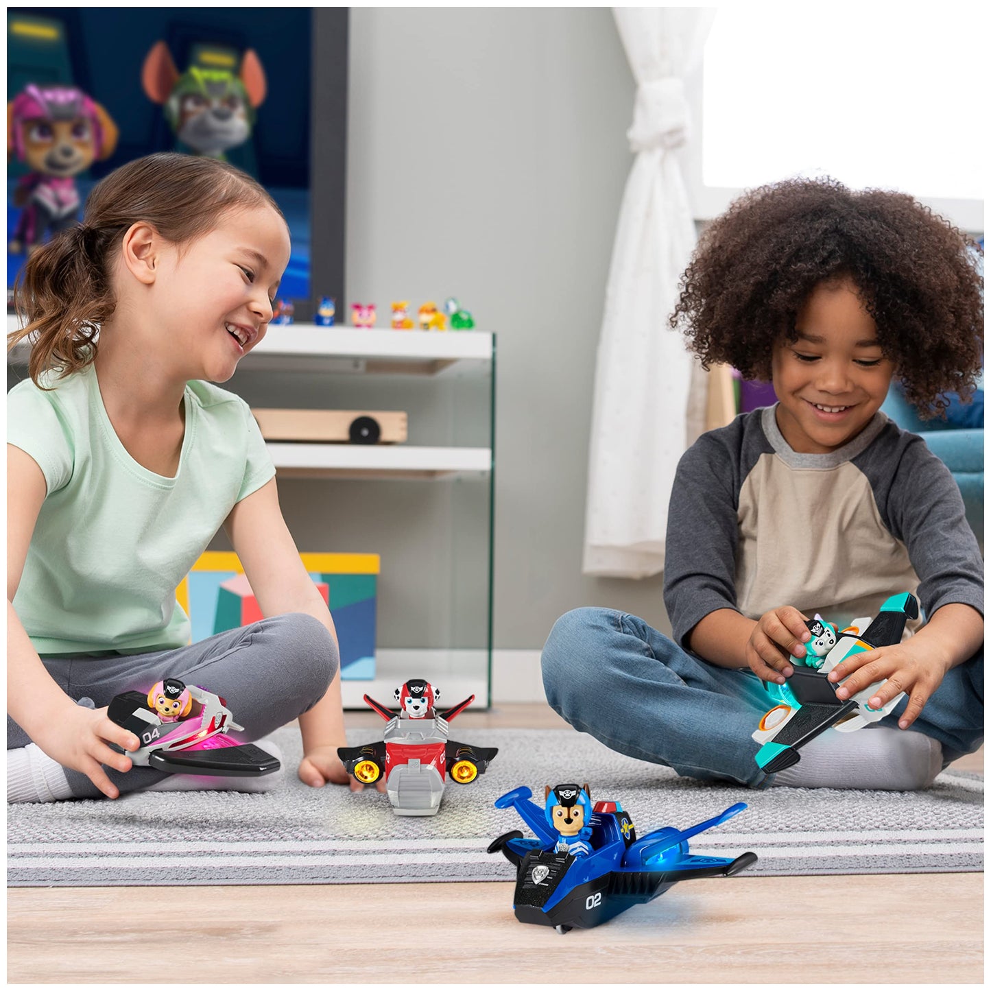 Paw Patrol, Jet to The Rescue Everest Deluxe Transforming Vehicle with Lights and Sounds