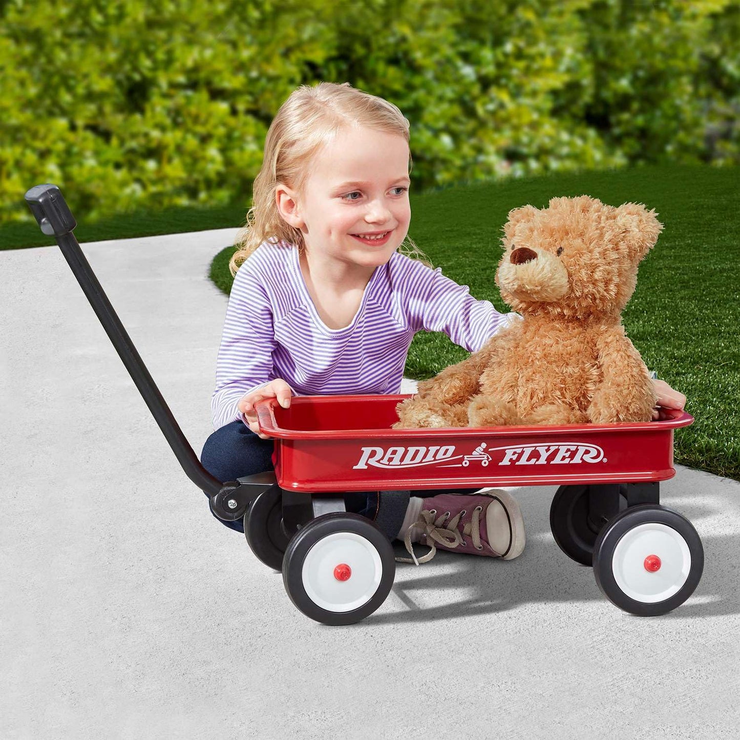 Radio Flyer Mini Classic Red Wagon for Kids, 16.5" Toy Wagon For Kids Aged 1.5+, Play-Size Version of the Classic, Durable Rolling Wheels & Steel Body, Working Handle, For Toys, Crafts & Gift Displays